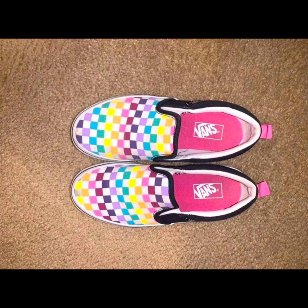 Vans checkered slipons